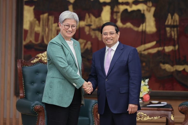 Loại quả được mệnh danh là "nữ hoàng đỏ thắm" đổ bộ vào VN, vận chuyển bằng máy bay sau 72 giờ thu hái- Ảnh 3. Loại quả được mệnh danh là "nữ hoàng đỏ thắm" đổ bộ vào VN, vận chuyển bằng máy bay sau 72 giờ thu hái- Ảnh 3.