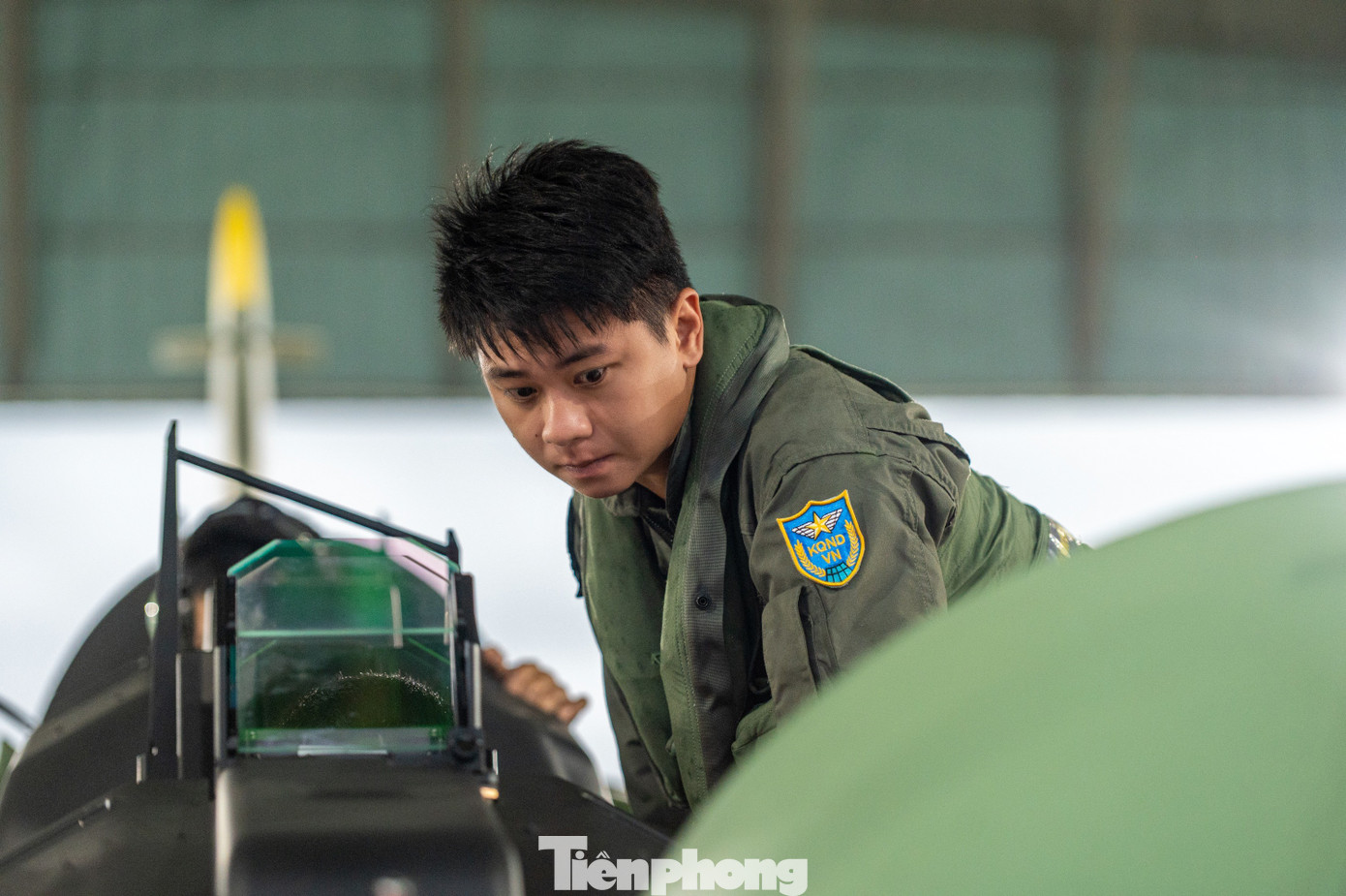 Biên đội tiêm kích sẵn sàng bay trên bầu trời Quảng trường Ba Đình- Ảnh 15. Biên đội tiêm kích sẵn sàng bay trên bầu trời Quảng trường Ba Đình- Ảnh 15.