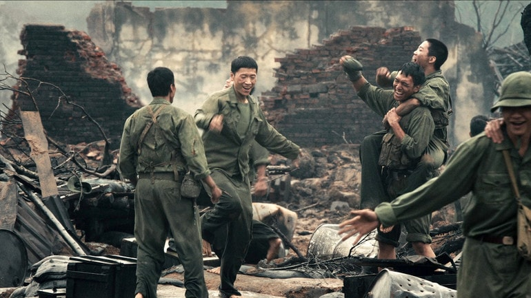 Ra mà xem Mưa Đỏ lập kỷ lục chưa từng có trong lịch sử, dữ dội nhất là điểm số vượt loạt bom tấn quốc tế- Ảnh 7. Ra mà xem Mưa Đỏ lập kỷ lục chưa từng có trong lịch sử, dữ dội nhất là điểm số vượt loạt bom tấn quốc tế- Ảnh 7.