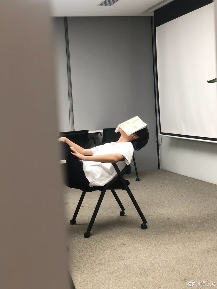 Thứ đàn ông không bao giờ khoe lên MXH: Có thể mất trắng nhưng không chấp nhận mất mặt?- Ảnh 2.