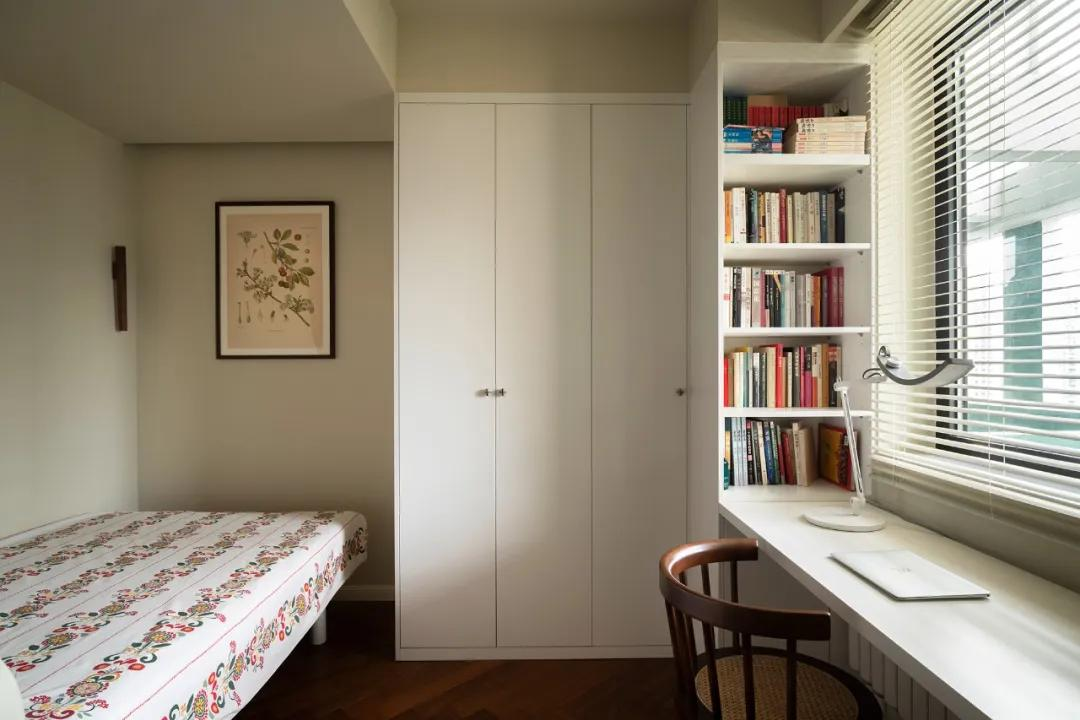 Ngôi nhà 100m² của cặp vợ chồng trung niên: Chi hơn 2 tỷ đồng biến căn hộ cũ thành “Thành phố hoa” ngay trong nhà- Ảnh 17. Ngôi nhà 100m² của cặp vợ chồng trung niên: Chi hơn 2 tỷ đồng biến căn hộ cũ thành “Thành phố hoa” ngay trong nhà- Ảnh 17.