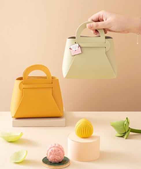 Hộp bánh Trung thu cá nhân hóa của Cái Lò Nướng tạo ấn tượng mạnh- Ảnh 4. Hộp bánh Trung thu cá nhân hóa của Cái Lò Nướng tạo ấn tượng mạnh- Ảnh 4.