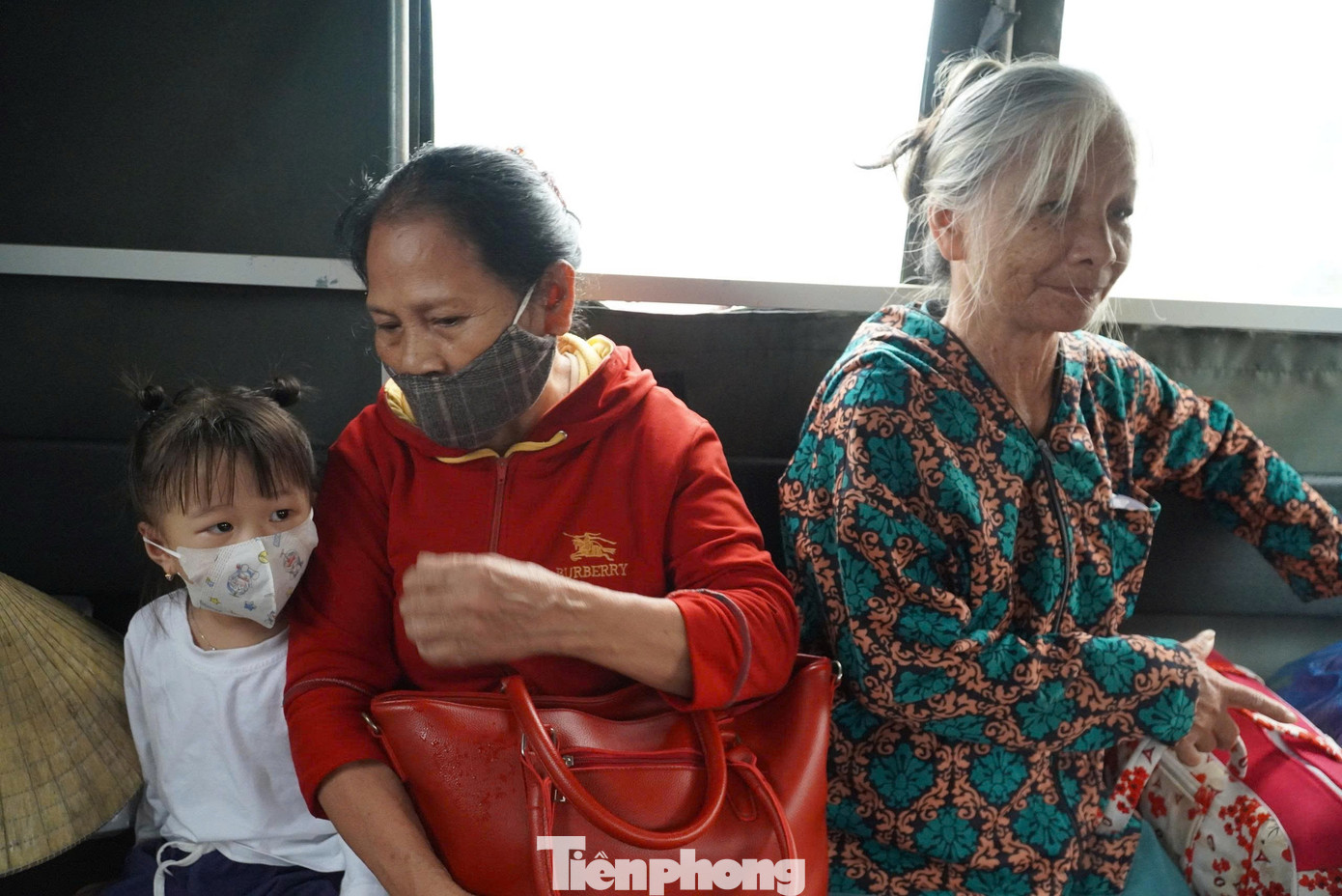 'Bão đến là phải đi, chỉ sợ trở về chẳng còn nhà cửa'- Ảnh 4.