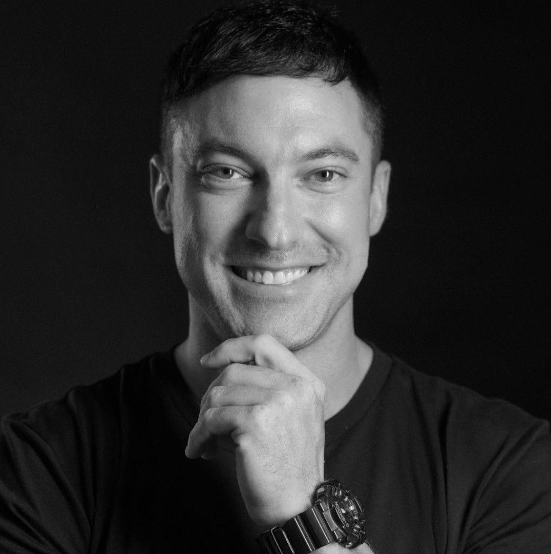 Nam thần người Mỹ đẹp nhất Mưa Đỏ: Cựu cảnh sát visual đỉnh nóc kịch trần, mê Việt Nam suốt 8 năm không chịu về nước- Ảnh 7.