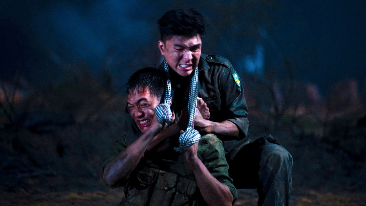 Lý do 'Mưa đỏ' lập kỷ lục chưa từng có- Ảnh 7. Lý do 'Mưa đỏ' lập kỷ lục chưa từng có- Ảnh 7.