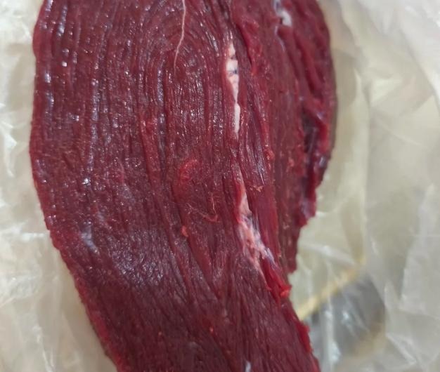 Cảnh báo đỏ: Thịt bò giả giống hàng thật đến rợn người, lỡ ăn thì sức khỏe trả giá nặng nề- Ảnh 2.