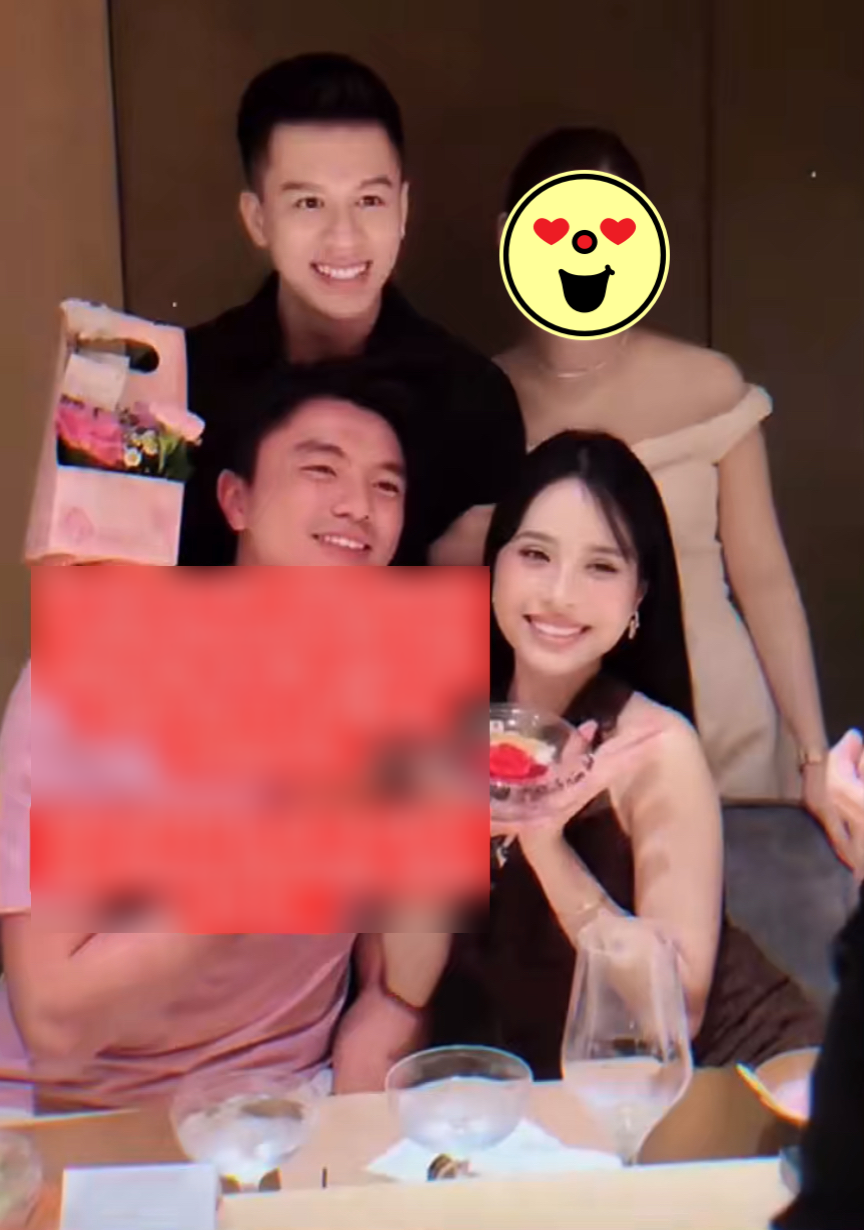 Ca nương Kiều Anh phản ứng ra sao về bức ảnh xuất hiện cùng doanh nhân vừa bị bắt vì liên quan đường dây rửa tiền hàng nghìn tỷ đồng?- Ảnh 2. Ca nương Kiều Anh phản ứng ra sao về bức ảnh xuất hiện cùng doanh nhân vừa bị bắt vì liên quan đường dây rửa tiền hàng nghìn tỷ đồng?- Ảnh 2.