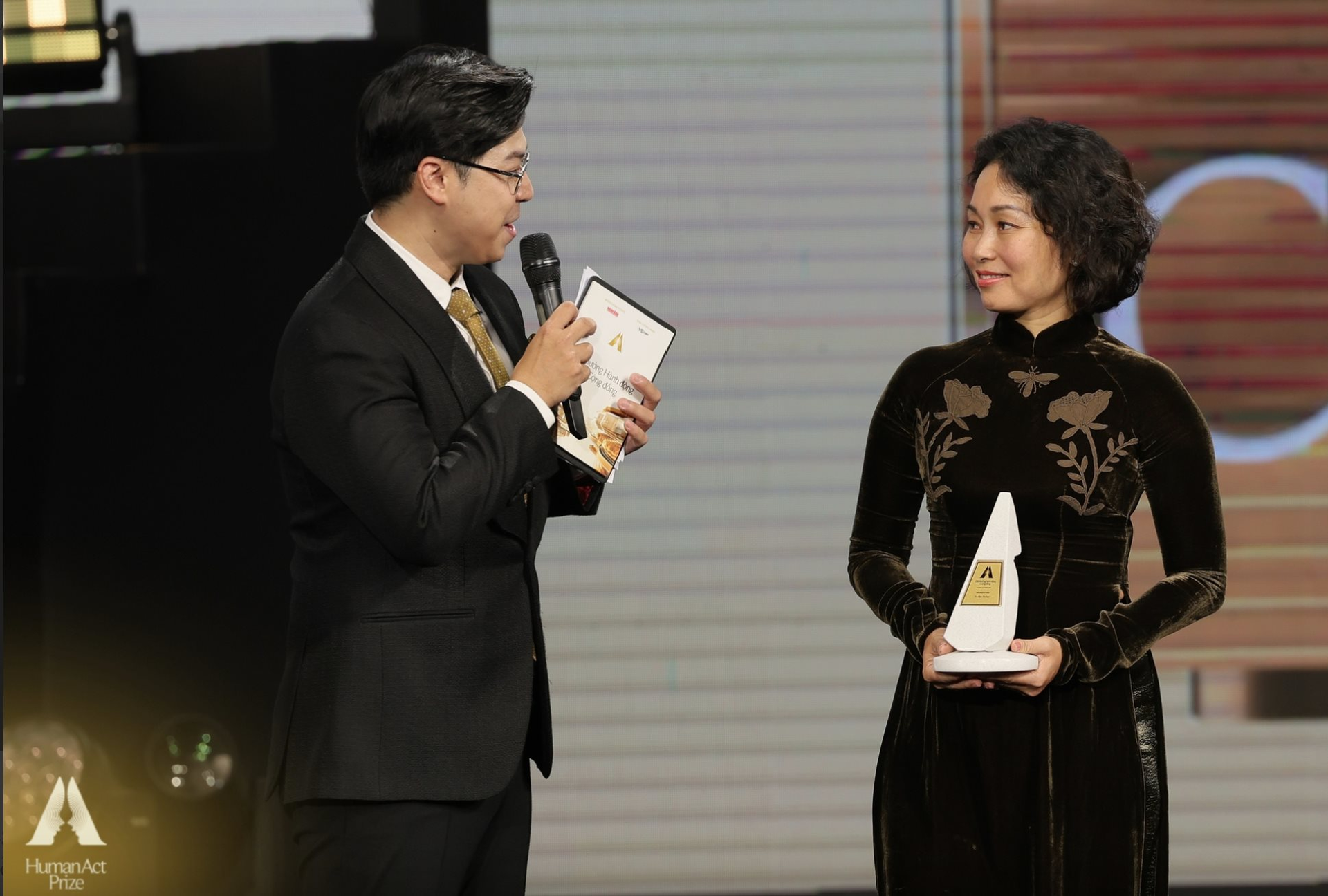 Đằng sau “số 1 xanh” yêu thích của tỷ phú Phạm Nhật Vượng- Ảnh 1.