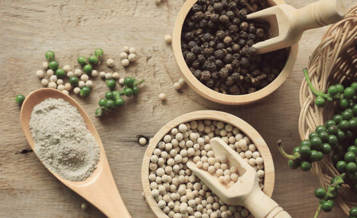 Giá tiêu ngày 26/8: Hạt tiêu nội địa cao nhất 148.000 đồng/kg- Ảnh 1.