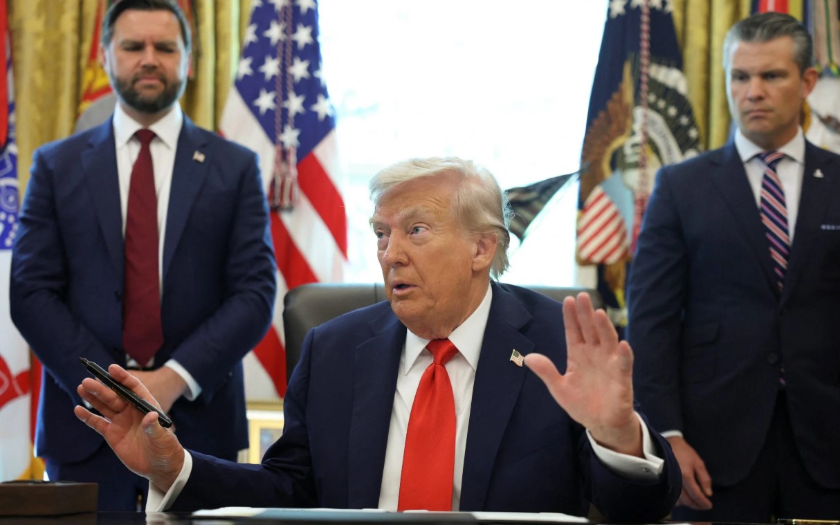 Ông Trump giải thích lý do cuộc gặp thượng đỉnh Putin - Zelensky bị trì hoãn: "Họ không thích nhau"- Ảnh 1. Ông Trump giải thích lý do cuộc gặp thượng đỉnh Putin - Zelensky bị trì hoãn: "Họ không thích nhau"- Ảnh 1.