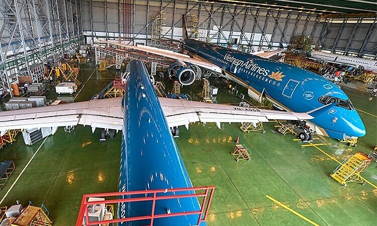 Cuộc chiến hangar tại Việt Nam: Tỷ phú Nguyễn Thị Phương Thảo, bầu Hiển tham gia phá vỡ thế độc tôn của Vietnam Airlines- Ảnh 1.