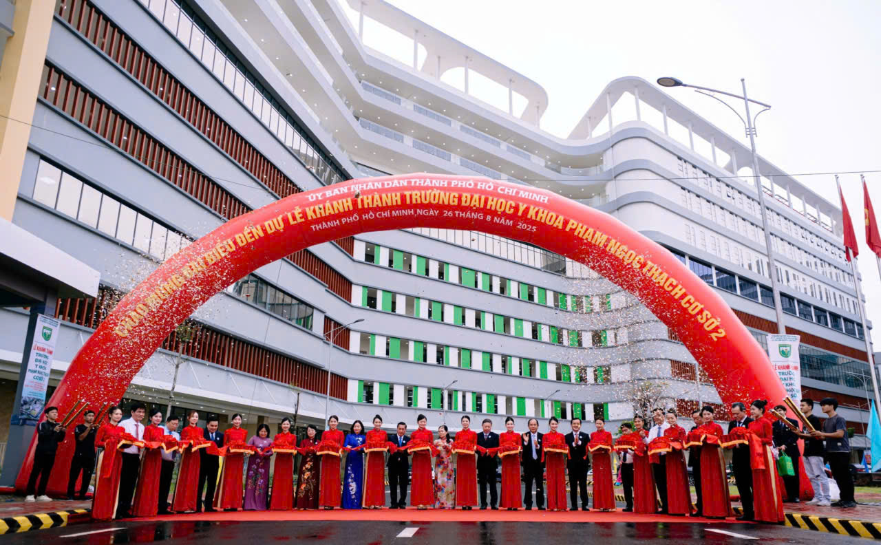 TP HCM khánh thành “siêu công trình” y tế hơn 2.400 tỉ đồng- Ảnh 2.