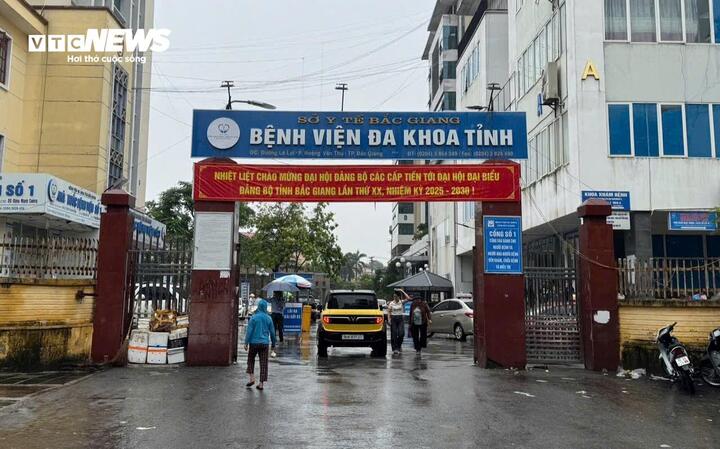 Xe cứu thương đi 200km thu 21 triệu đồng: BV Đa khoa số 1 Bắc Ninh lên tiếng- Ảnh 1. Xe cứu thương đi 200km thu 21 triệu đồng: BV Đa khoa số 1 Bắc Ninh lên tiếng- Ảnh 1.