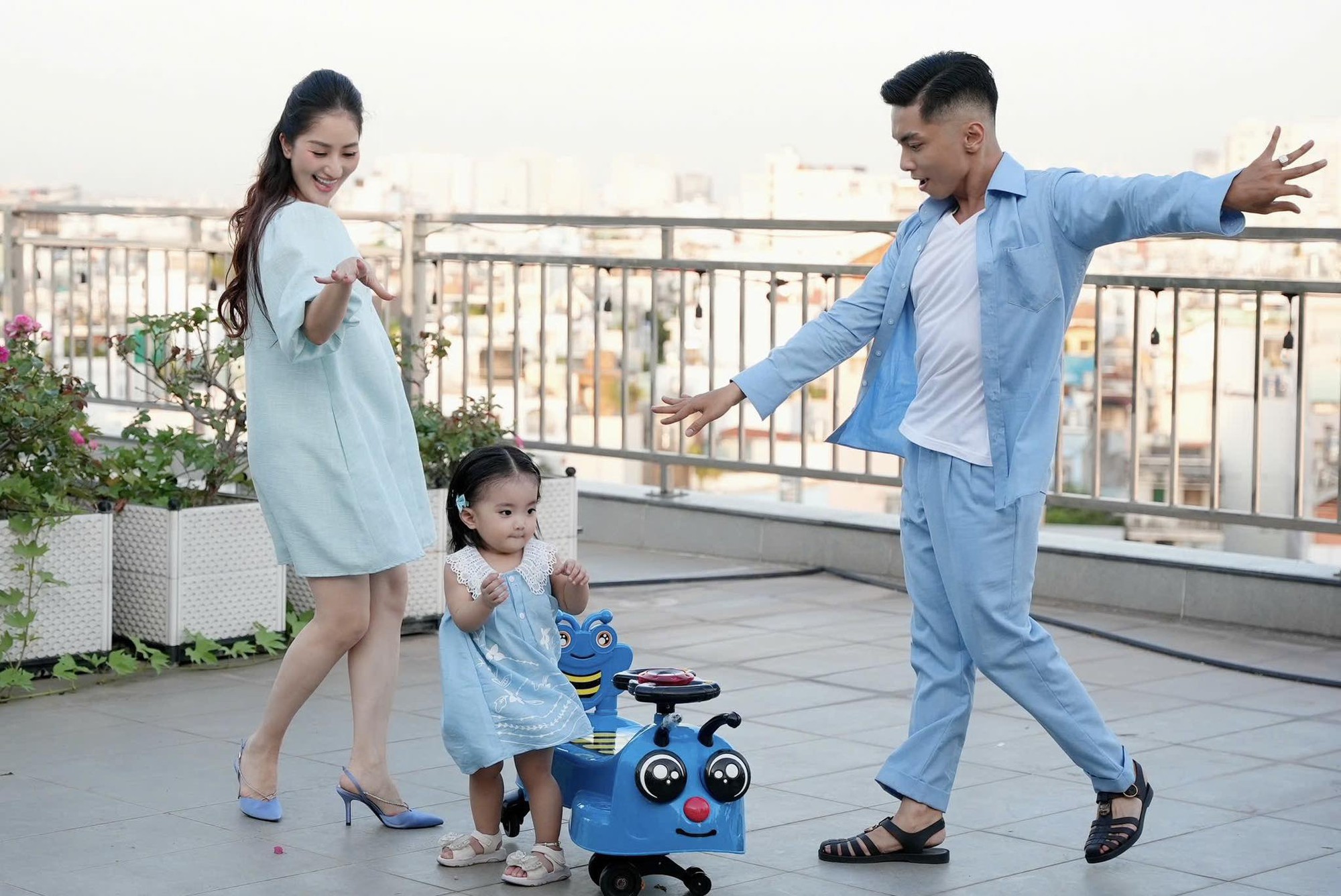 Nữ nghệ sĩ giữ chức Viện trưởng, ở nhà 800 m2 tại Bình Thạnh, lấy chồng kém 11 tuổi là học trò- Ảnh 4. Nữ nghệ sĩ giữ chức Viện trưởng, ở nhà 800 m2 tại Bình Thạnh, lấy chồng kém 11 tuổi là học trò- Ảnh 4.