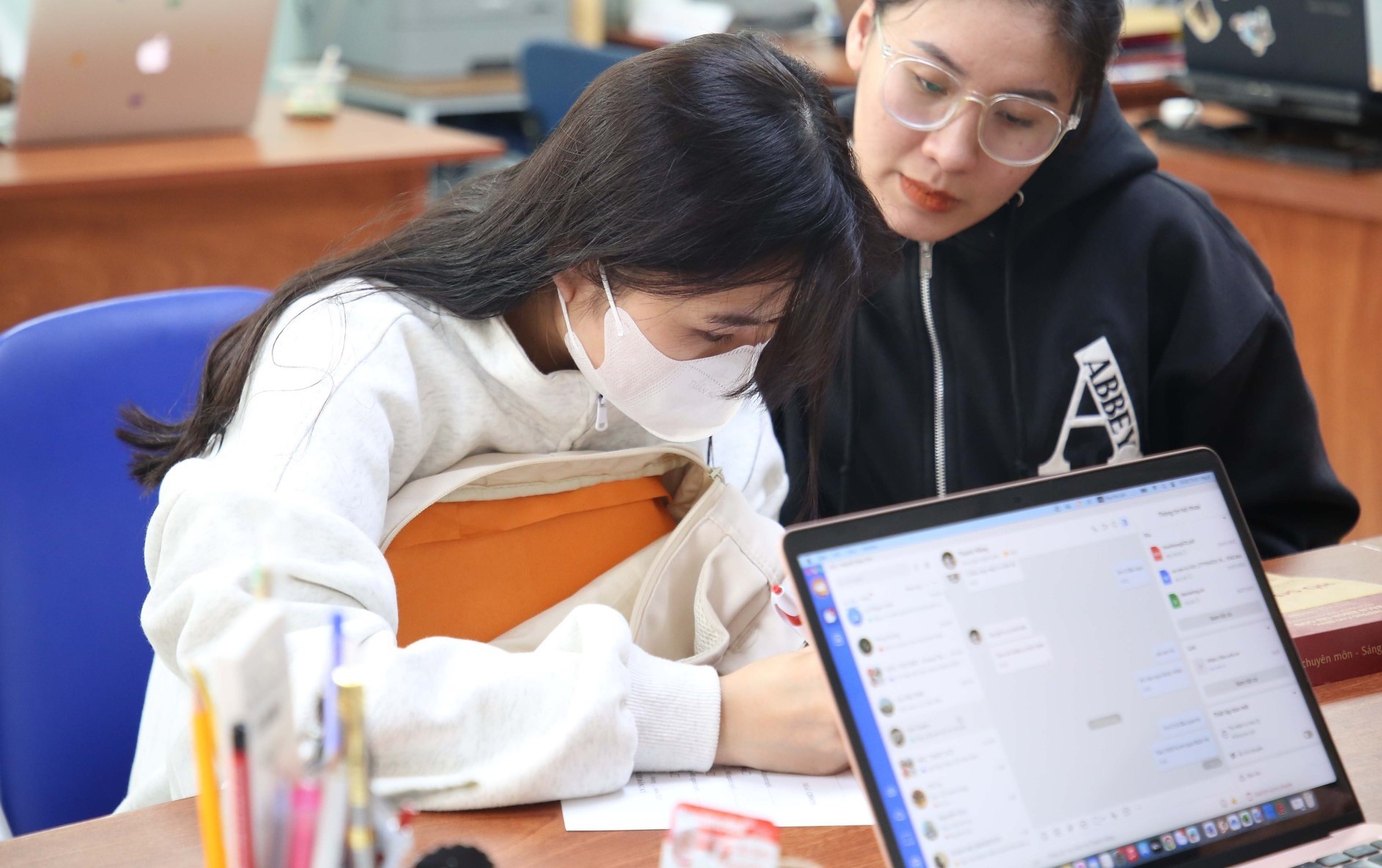 Đã trúng tuyển đại học, nhiều thí sinh bất ngờ chuyển hướng học cao đẳng- Ảnh 3. Đã trúng tuyển đại học, nhiều thí sinh bất ngờ chuyển hướng học cao đẳng- Ảnh 3.