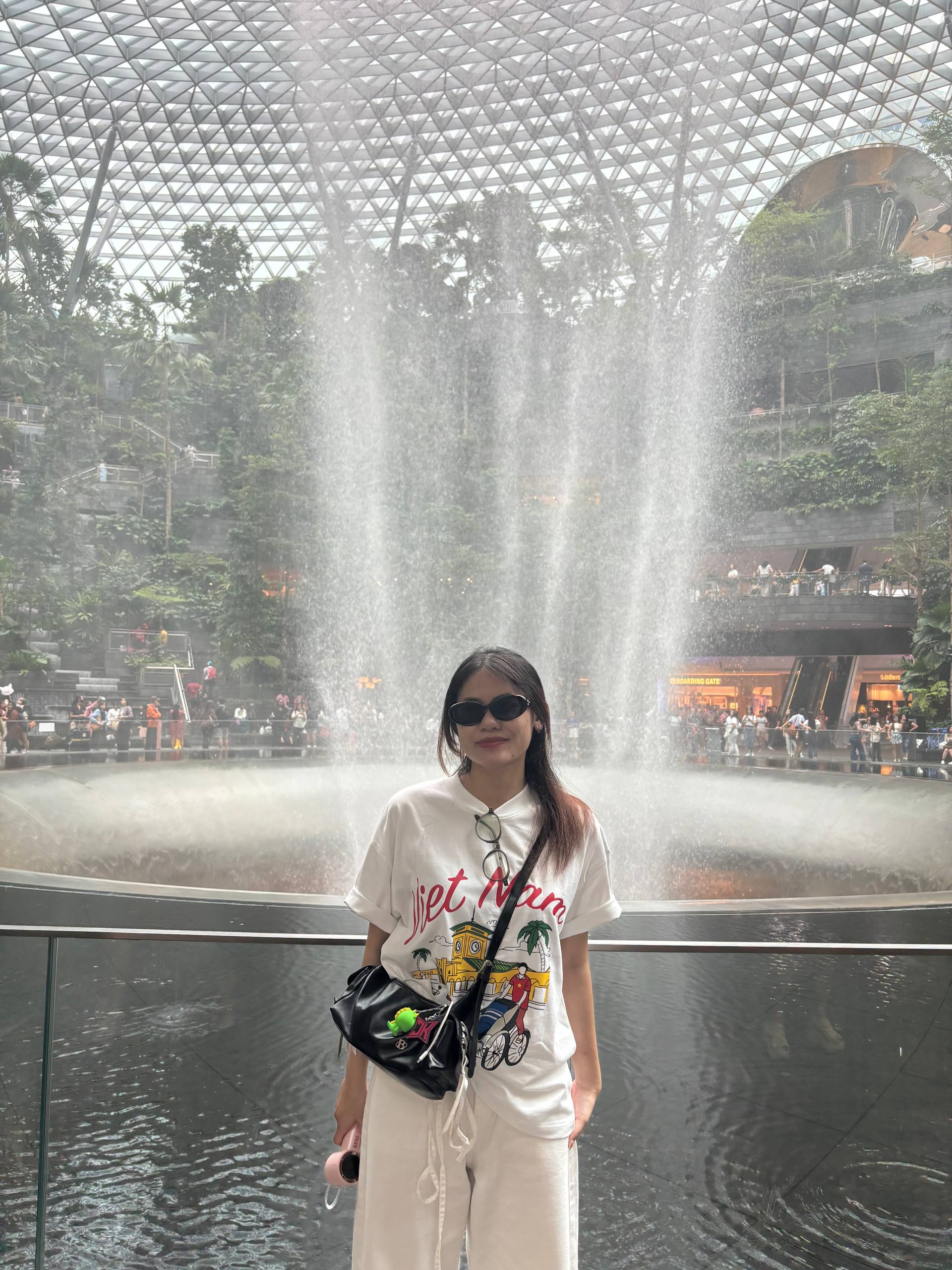 Khó tin: Sân bay Changi được vinh danh số 1 thế giới nhưng cũng là nơi thất lạc hành lý nhiều nhất?- Ảnh 3. Khó tin: Sân bay Changi được vinh danh số 1 thế giới nhưng cũng là nơi thất lạc hành lý nhiều nhất?- Ảnh 3.