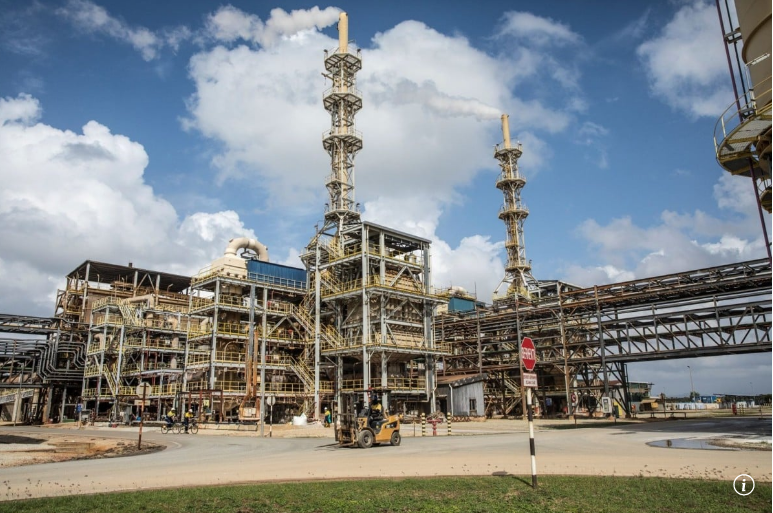 Trung Quốc cấm xuất khẩu, Mỹ khát nguồn cung: Quốc gia nhỏ Đông Nam Á bất ngờ ra tay "bẻ lái" cuộc chơi- Ảnh 1.