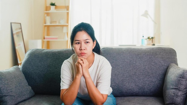 Con lớp 4 học xuất sắc, huy chương đầy nhà, bà mẹ TP.HCM vẫn khủng hoảng vì 1 lý do, nhiều người khuyên: Chị nên đưa con đi khám!- Ảnh 1. Con lớp 4 học xuất sắc, huy chương đầy nhà, bà mẹ TP.HCM vẫn khủng hoảng vì 1 lý do, nhiều người khuyên: Chị nên đưa con đi khám!- Ảnh 1.