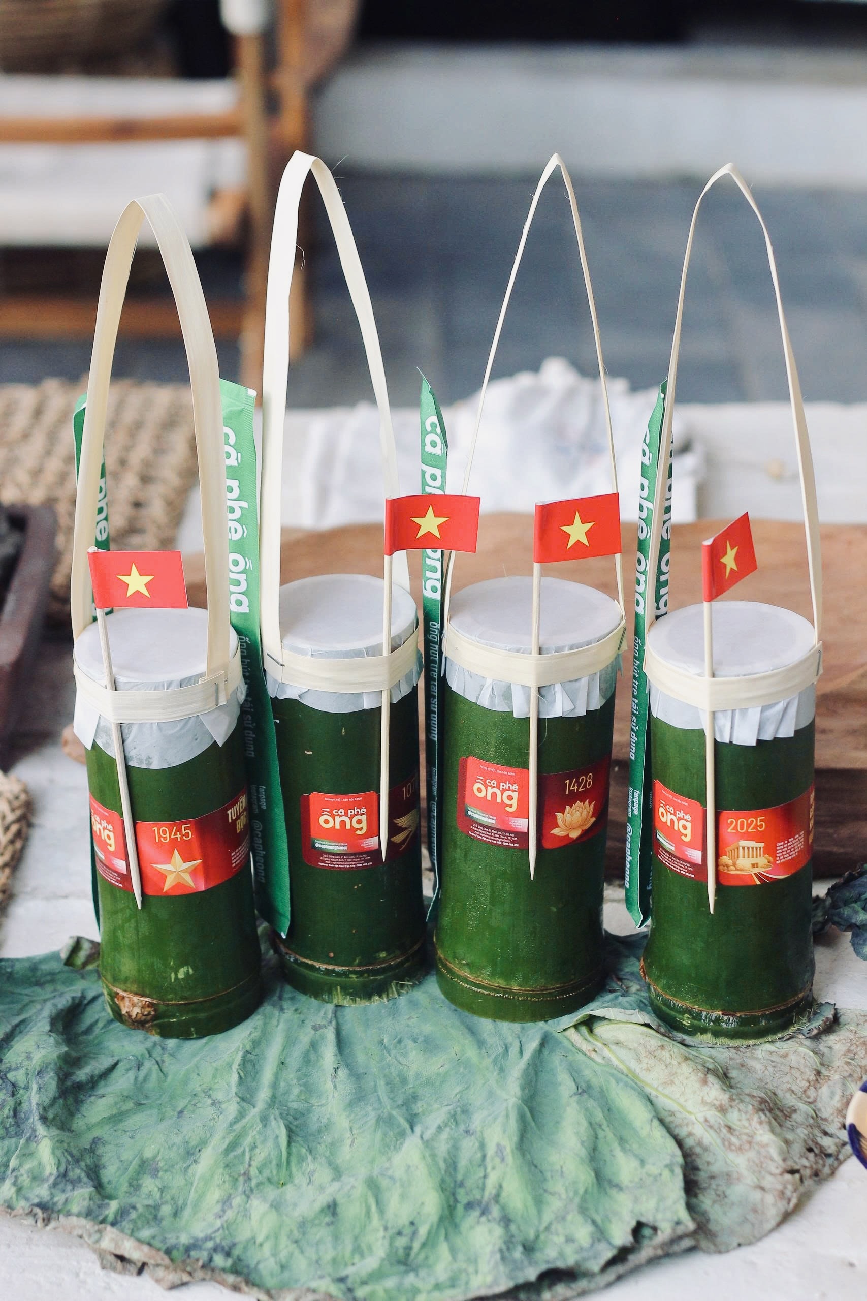 "Phù phép" can nhựa mua ở vựa ve chai, chủ quán cà phê ở TP.HCM đắt khách gấp 3 trước thềm 2/9- Ảnh 3. "Phù phép" can nhựa mua ở vựa ve chai, chủ quán cà phê ở TP.HCM đắt khách gấp 3 trước thềm 2/9- Ảnh 3.
