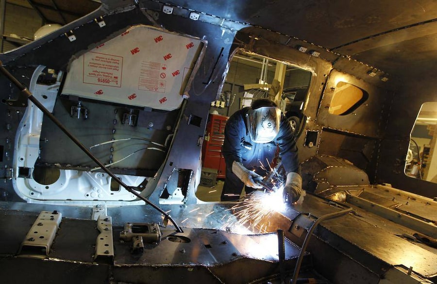 Bí mật cái tên giúp VinFast làm lớp chống đạn cho xe Lạc Hồng 900 LX: Nổi danh 30 năm, chất lượng miễn bàn- Ảnh 3.