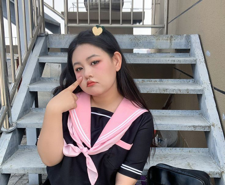 5 thay đổi về ngoại hình là BÁO ĐỘNG bởi ung thư tuyến yên, rất dễ bị nhầm với tăng cân- Ảnh 1. 5 thay đổi về ngoại hình là BÁO ĐỘNG bởi ung thư tuyến yên, rất dễ bị nhầm với tăng cân- Ảnh 1.