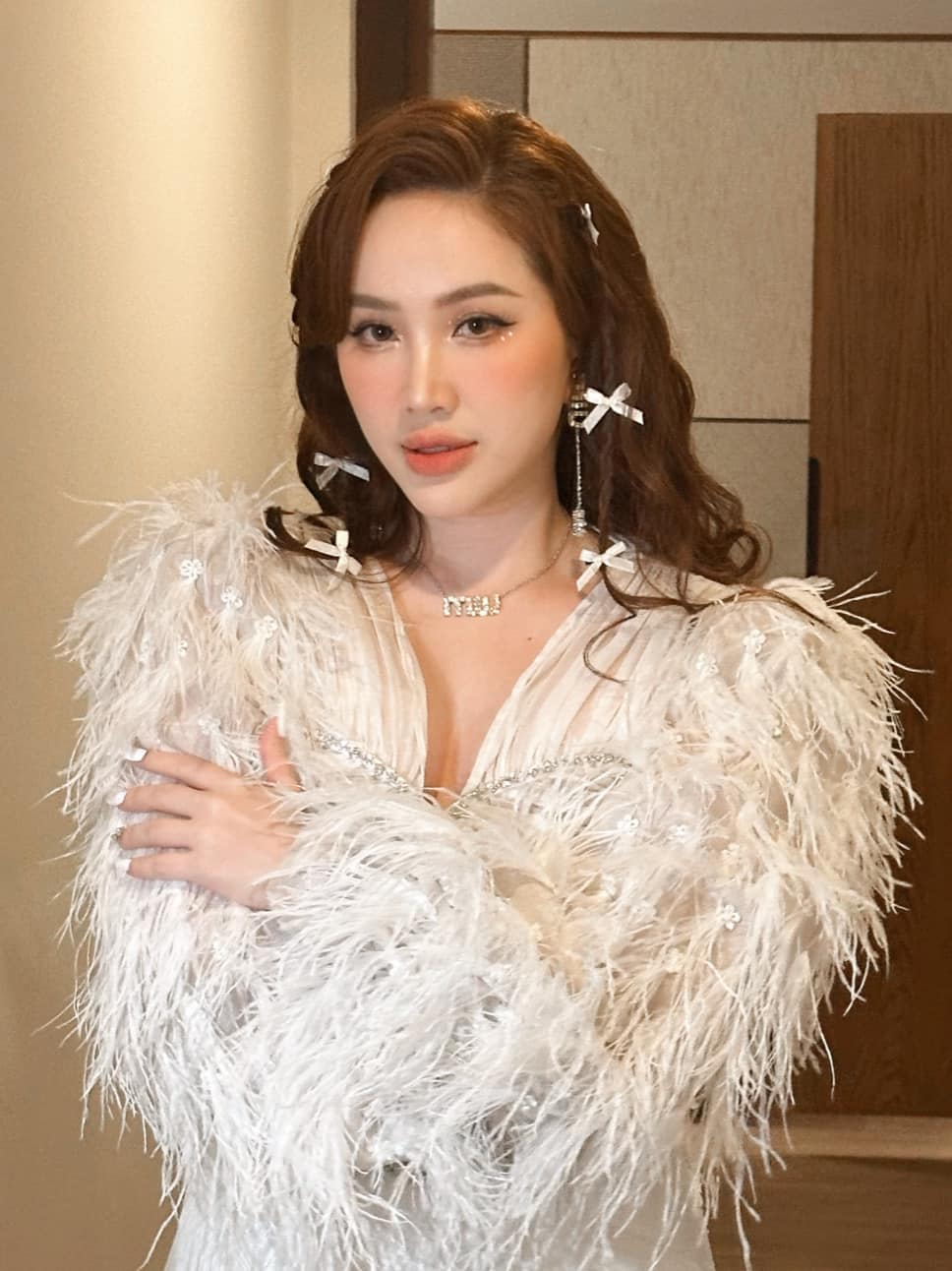 Nữ nghệ sĩ sở hữu biệt thự 2 mặt tiền ở TP.HCM, được đại gia chiều như công chúa, U40 đẹp căng tràn- Ảnh 1. Nữ nghệ sĩ sở hữu biệt thự 2 mặt tiền ở TP.HCM, được đại gia chiều như công chúa, U40 đẹp căng tràn- Ảnh 1.