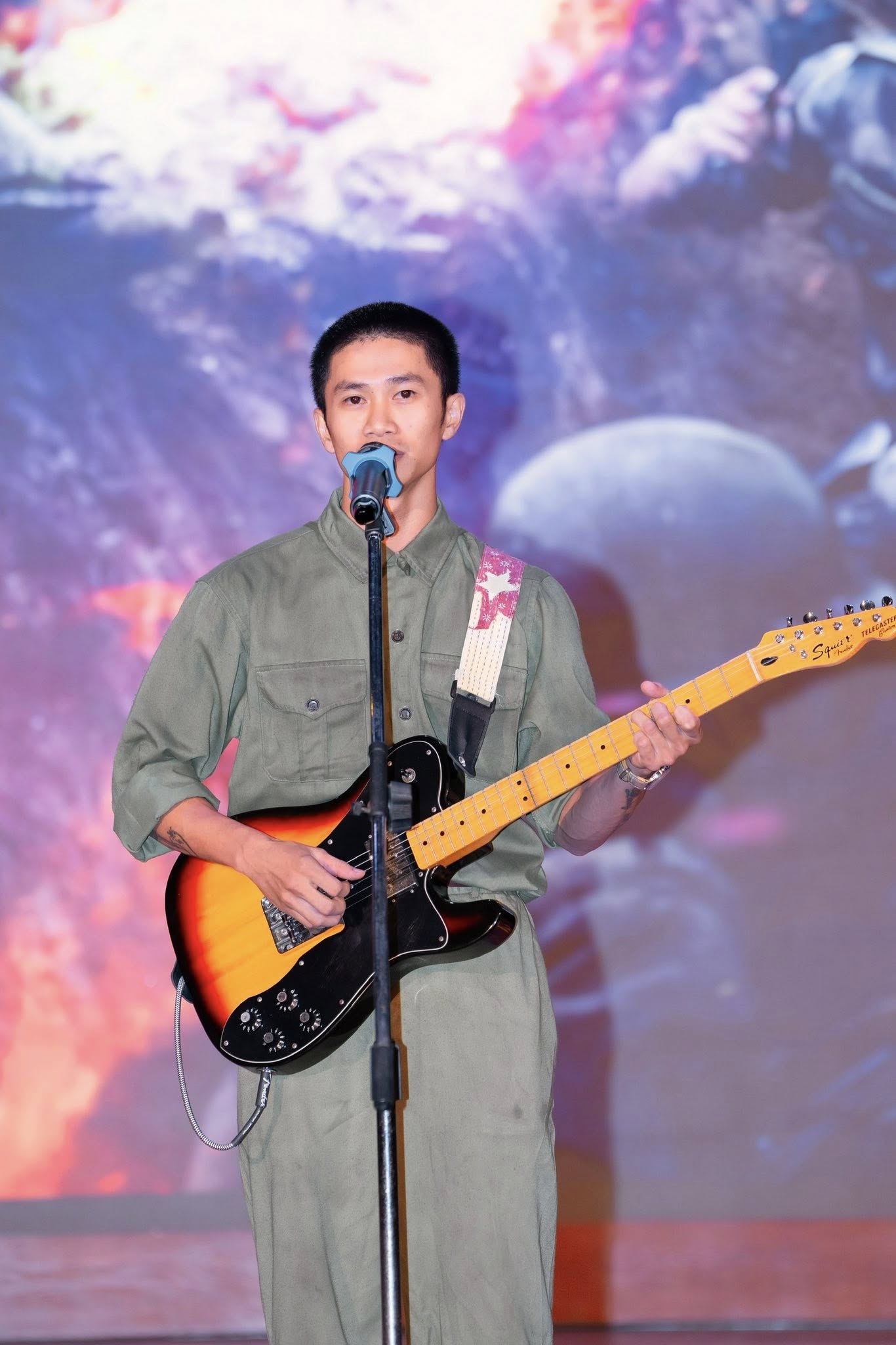 Ca sĩ số 1 của “concert quốc gia”: 2 ca khúc viral từ A50 đến A80, hát hay giọng ngọt cứ hát là bật khóc- Ảnh 3.