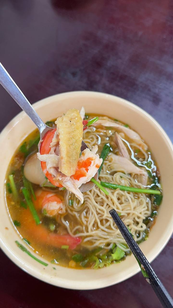 Tiệm mì bán món gia truyền, dùng toàn máy móc điện nhưng hương vị lại đỉnh thế này!- Ảnh 13. Tiệm mì bán món gia truyền, dùng toàn máy móc điện nhưng hương vị lại đỉnh thế này!- Ảnh 13.