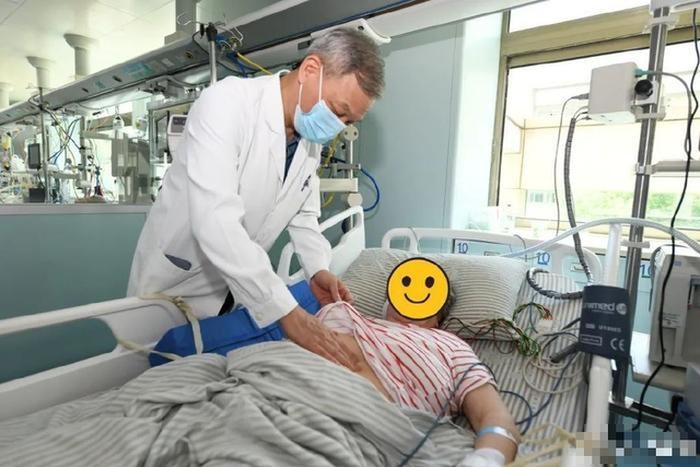 Máu ‘đặc như mật ong’ vì uống loại nước này mỗi ngày: Bác sĩ nói ‘chẳng khác nào tự đầu độc bản thân’- Ảnh 1.