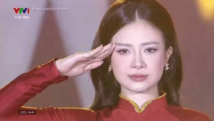 Bài hát xứng đáng nổi tiếng hơn: 2 lần gây bão concert quốc gia, Chị Đẹp cứ lên sân khấu là bùng nổ visual- Ảnh 1. Bài hát xứng đáng nổi tiếng hơn: 2 lần gây bão concert quốc gia, Chị Đẹp cứ lên sân khấu là bùng nổ visual- Ảnh 1.