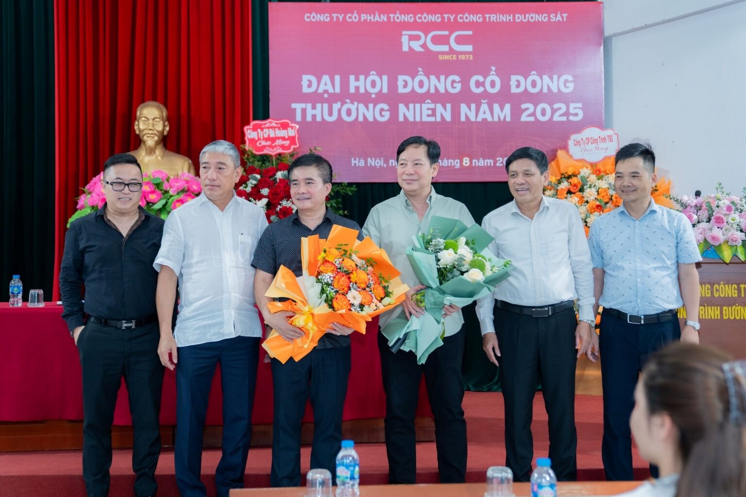 Cựu CEO Chứng khoán SHS và nhà sáng lập Kita Group trở thành tân Chủ tịch và Phó Chủ tịch 1 công ty Đường sắt- Ảnh 1. Cựu CEO Chứng khoán SHS và nhà sáng lập Kita Group trở thành tân Chủ tịch và Phó Chủ tịch 1 công ty Đường sắt- Ảnh 1.