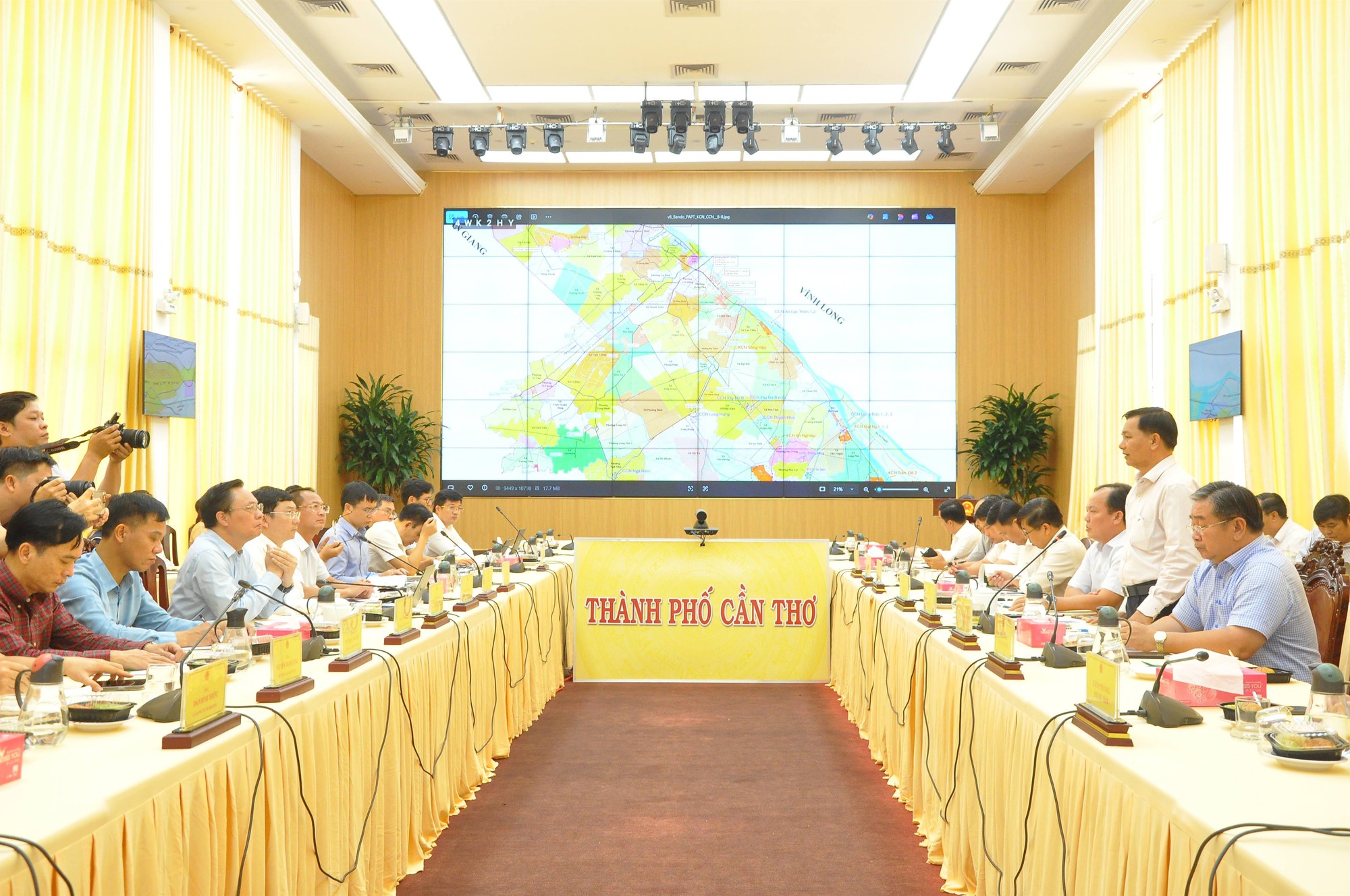 Petrovietnam lên kế hoạch rót 3,4 tỷ USD xây dựng trung tâm công nghiệp năng lượng vào 2030, tăng lên 14,3 tỷ USD vào 2050: Khu vực được đề xuất nằm ở đâu?- Ảnh 1.