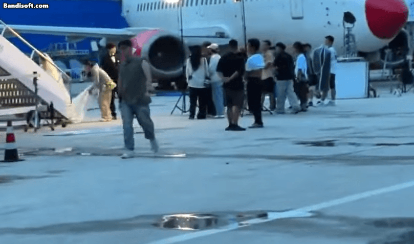 Đám cưới diễn ra ở sân bay đang viral khắp MXH: Nhà gái là cơ trưởng đẹp ná thở, nhà trai là phó tổng hãng hàng không- Ảnh 2. Đám cưới diễn ra ở sân bay đang viral khắp MXH: Nhà gái là cơ trưởng đẹp ná thở, nhà trai là phó tổng hãng hàng không- Ảnh 2.
