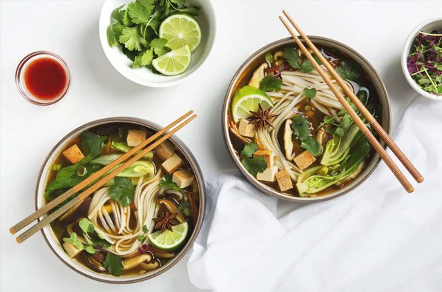 Không phải bún thang, món ăn chỉ từ 35.000 đồng/bát này mới là hương vị Việt lọt top ngon nhất thế giới- Ảnh 2. Không phải bún thang, món ăn chỉ từ 35.000 đồng/bát này mới là hương vị Việt lọt top ngon nhất thế giới- Ảnh 2.