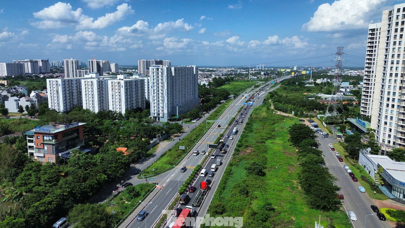 Loạt dự án hạ tầng trọng điểm ở TPHCM được triển khai- Ảnh 1. Loạt dự án hạ tầng trọng điểm ở TPHCM được triển khai- Ảnh 1.