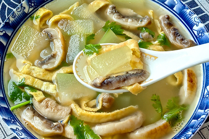 4 loại rau củ ít thuốc trừ sâu nên ăn thường xuyên trong mùa thu- Ảnh 3. 4 loại rau củ ít thuốc trừ sâu nên ăn thường xuyên trong mùa thu- Ảnh 3.