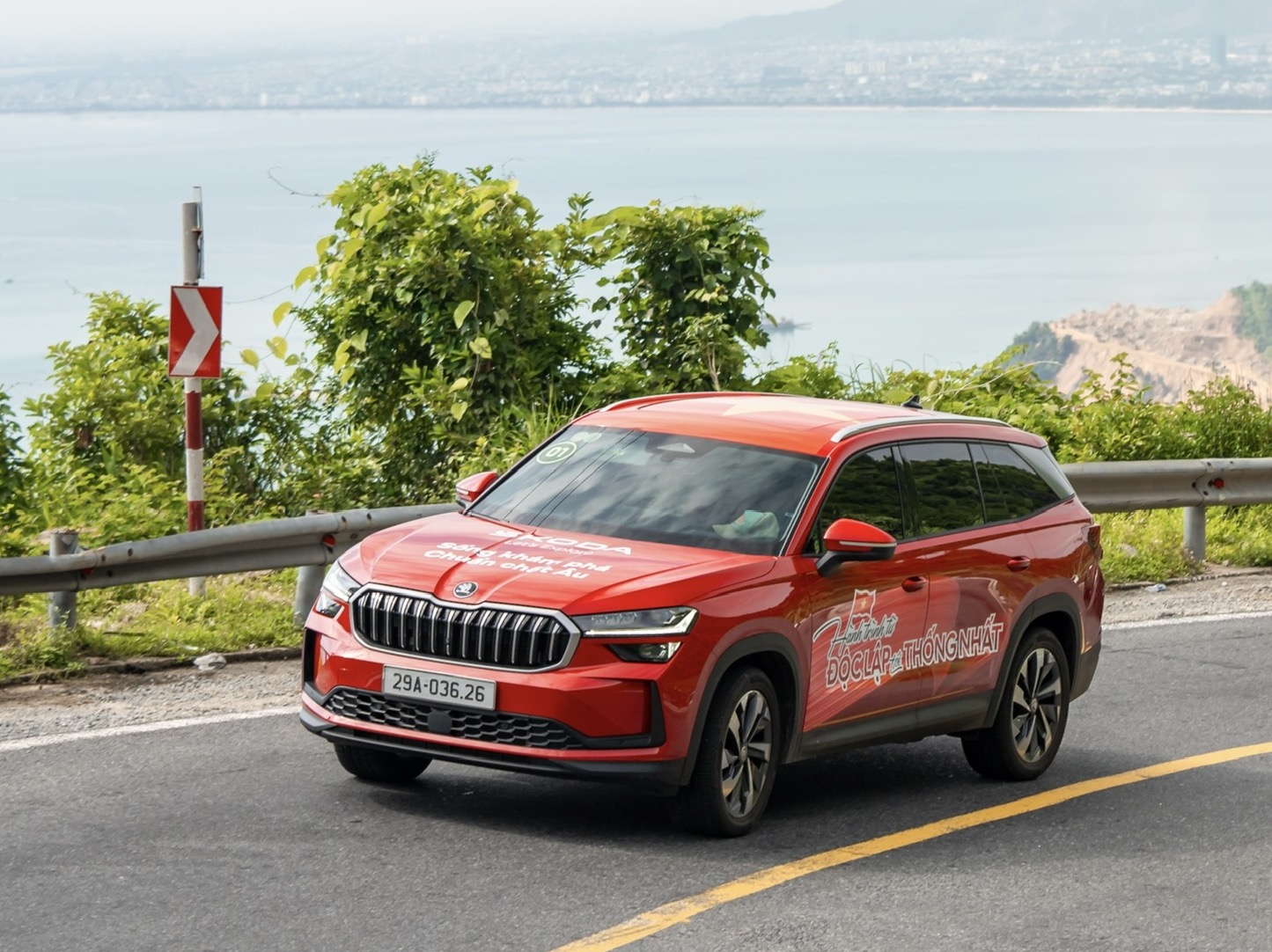 Xuyên Việt hơn 2.000km bằng Skoda Kodiaq: ‘Chạy 500km/ngày chỉ như uống cà phê ngoài phố’- Ảnh 2.