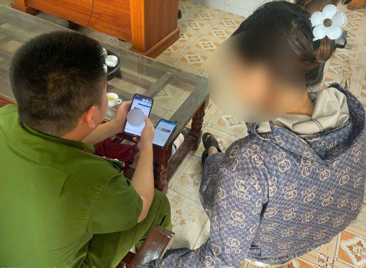 Người phụ nữ 29 tuổi vay ngân hàng MB 20 triệu đồng,  được yêu cầu chuyển 5 triệu đồng để điều chỉnh thông tin liền báo công an- Ảnh 1.