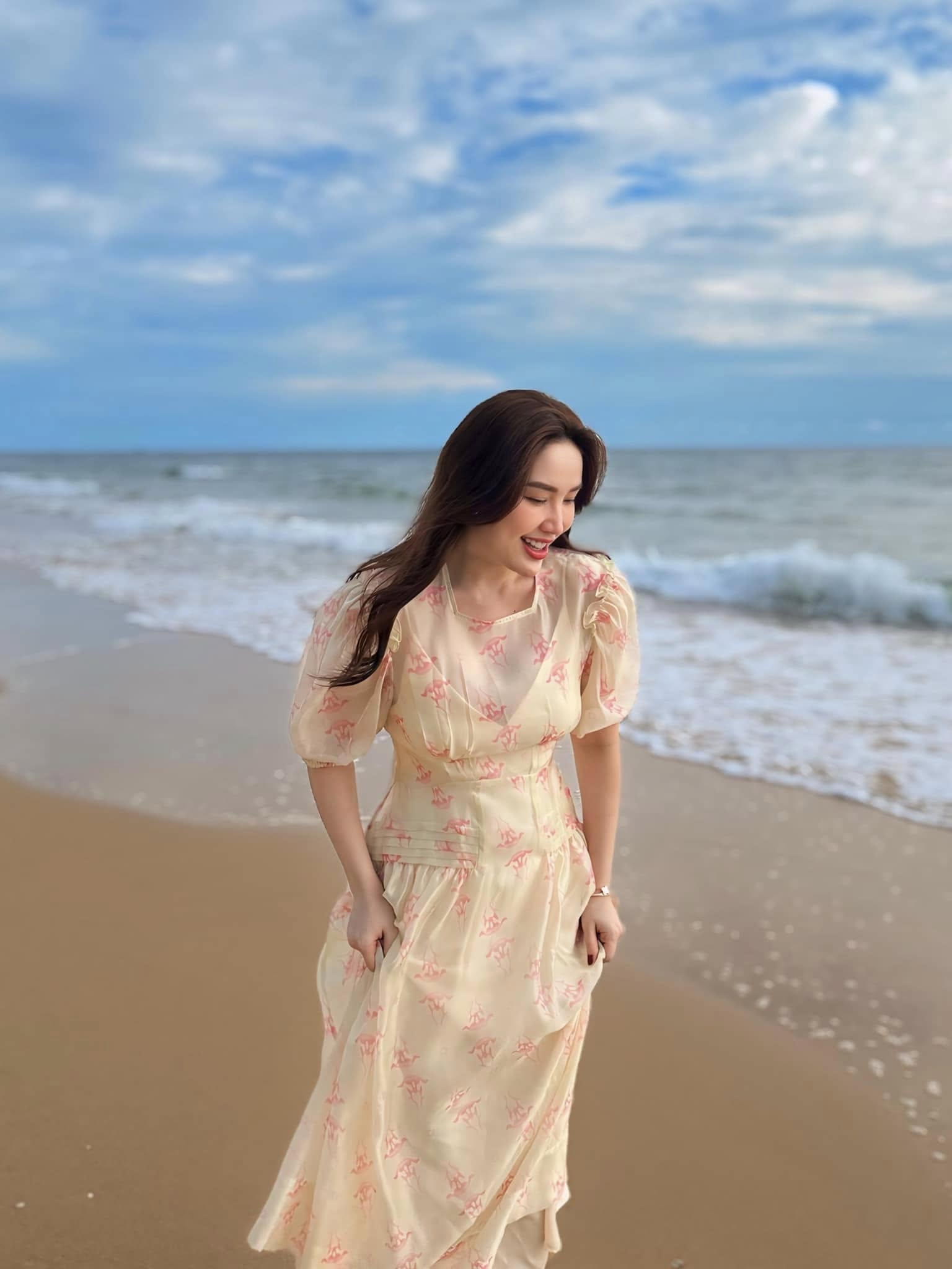 Người đẹp đình đám một thời của Miss Audidion nay làm dâu hào môn kín tiếng: Sống trong biệt thự cực sang chảnh, được ông xã cưng như công chúa- Ảnh 1. Người đẹp đình đám một thời của Miss Audidion nay làm dâu hào môn kín tiếng: Sống trong biệt thự cực sang chảnh, được ông xã cưng như công chúa- Ảnh 1.