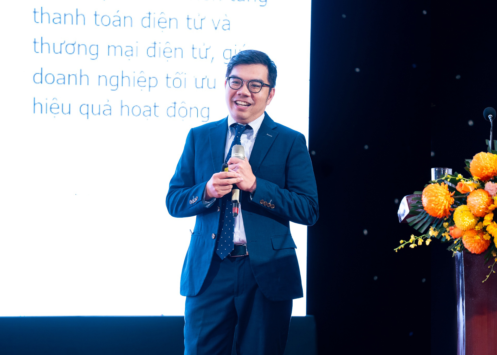 Từ thuế khoán sang kê khai: Hộ kinh doanh cần chuẩn bị gì?- Ảnh 1. Từ thuế khoán sang kê khai: Hộ kinh doanh cần chuẩn bị gì?- Ảnh 1.