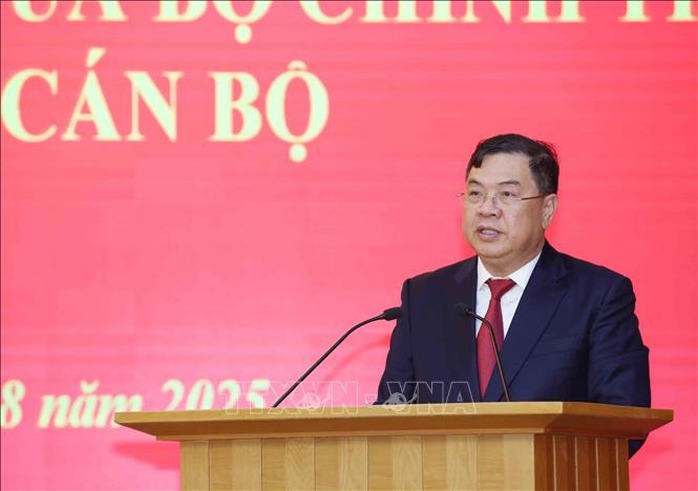 Bổ nhiệm ông Phạm Gia Túc giữ chức Chánh Văn phòng Trung ương Đảng- Ảnh 3. Bổ nhiệm ông Phạm Gia Túc giữ chức Chánh Văn phòng Trung ương Đảng- Ảnh 3.