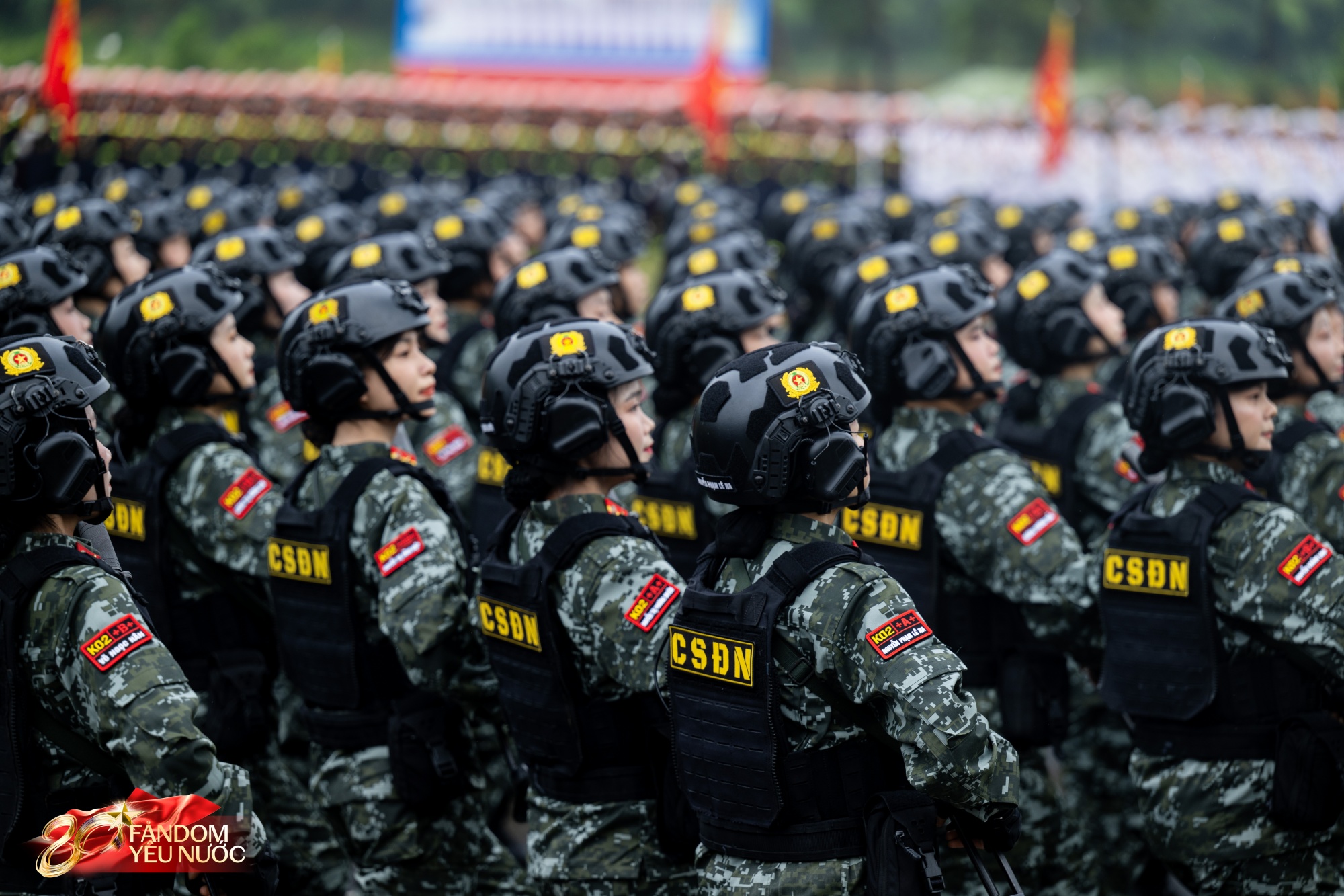 “Gà con đi điều lệnh” - mỹ nhân ĐH Cảnh sát nhân dân TP.HCM đang được tìm kiếm là ai?- Ảnh 3. “Gà con đi điều lệnh” - mỹ nhân ĐH Cảnh sát nhân dân TP.HCM đang được tìm kiếm là ai?- Ảnh 3.