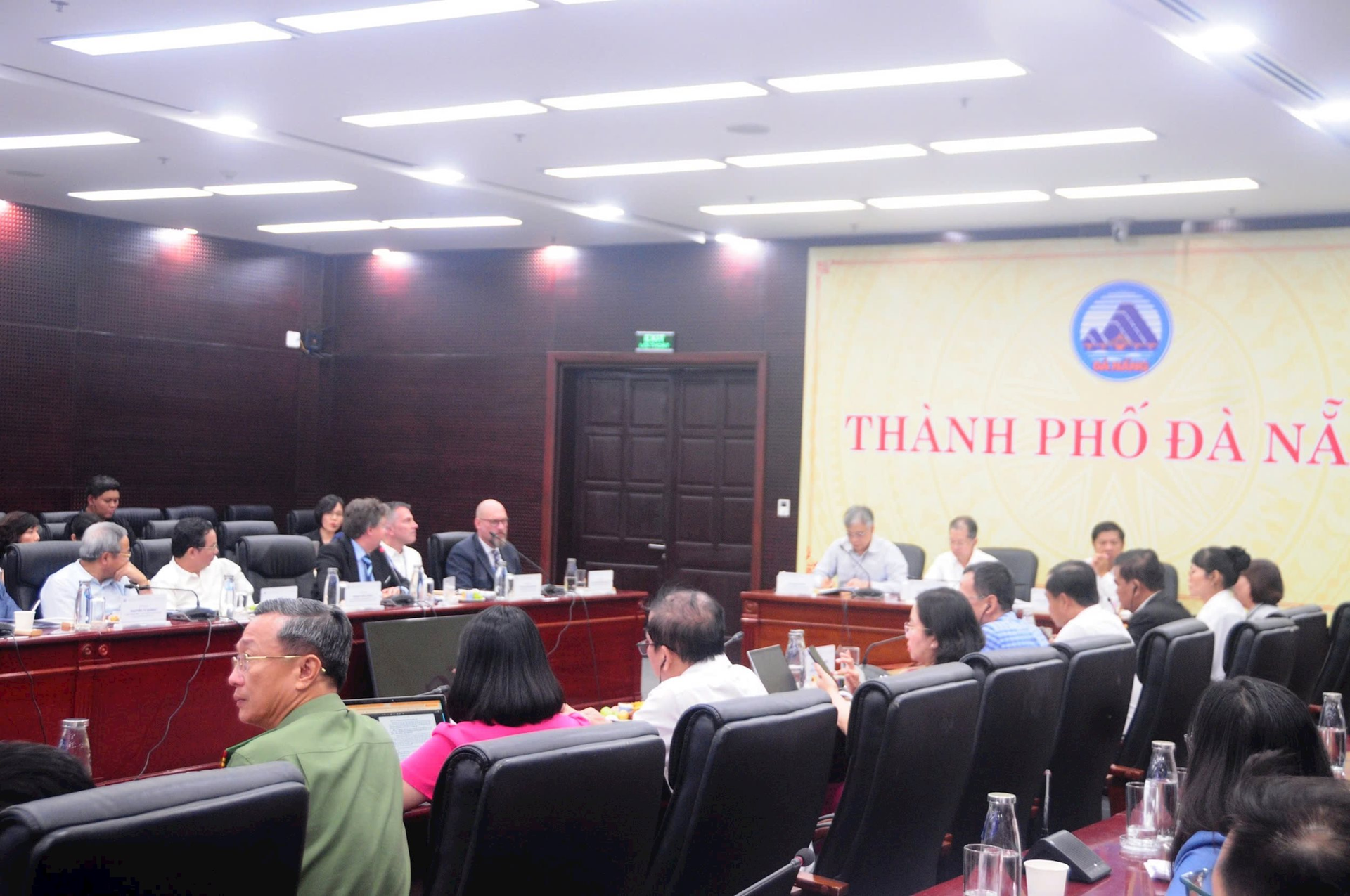 Từ DA chuyển đổi tài sản mã hoá đầu tiên ở Việt Nam đến bắt tay Tập đoàn tài sản số thế giới, Bí thư Thành ủy Đà Nẵng khẳng định: "Cái gì khó nhất, chúng tôi sẵn sàng làm"- Ảnh 3.