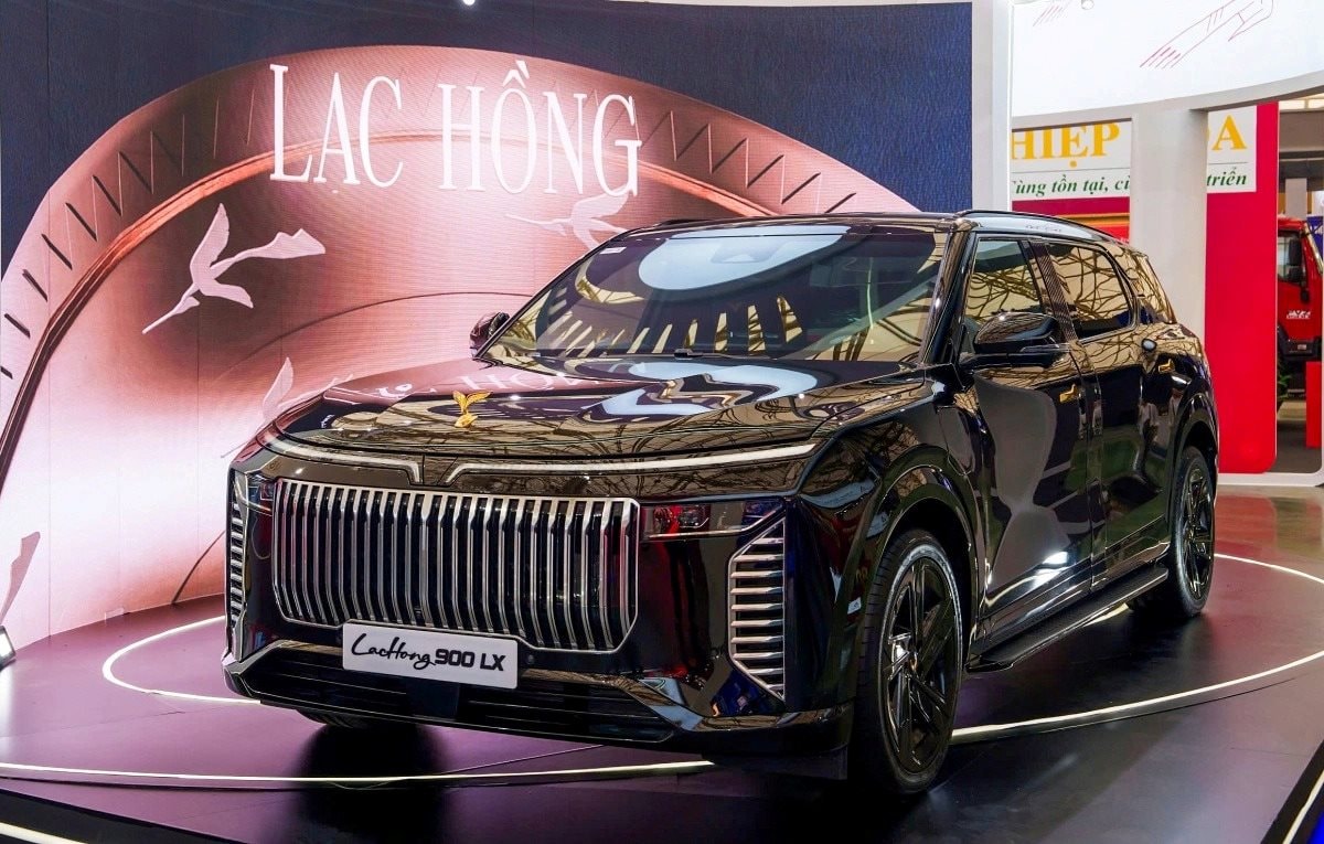 Lạc Hồng 900 LX của VinFast sở hữu chi tiết đắt giá bằng "vàng lộ thiên": Vô cùng quý hiếm- Ảnh 1.