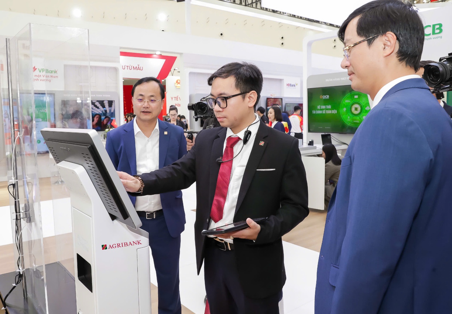 Agribank - những thành tựu trong Hành trình 80 năm Độc lập - Tự do - Hạnh phúc của đất nước- Ảnh 3.