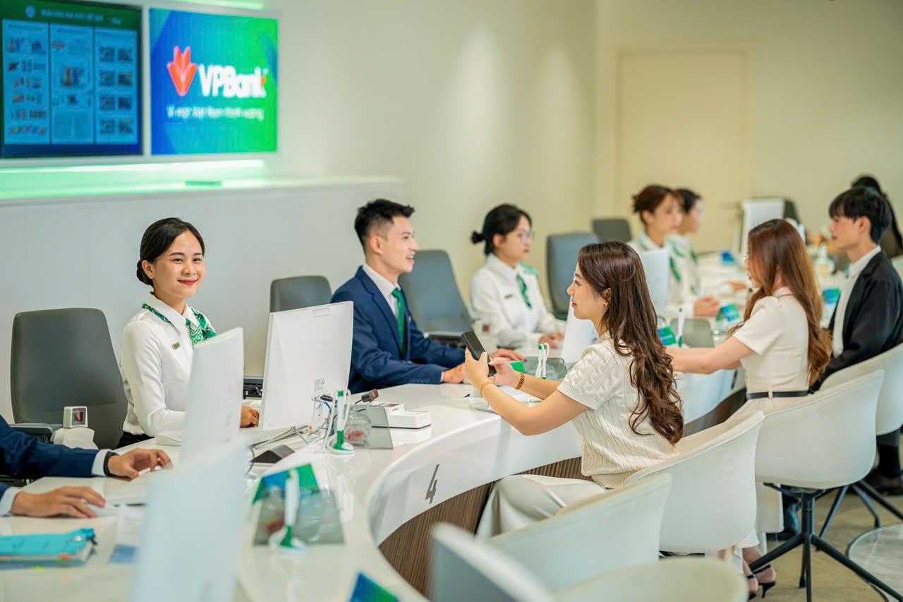 Thanh toán không chạm của VPBank: Điểm nhấn tiêu biểu trong ngành ngân hàng- Ảnh 5. Thanh toán không chạm của VPBank: Điểm nhấn tiêu biểu trong ngành ngân hàng- Ảnh 5.