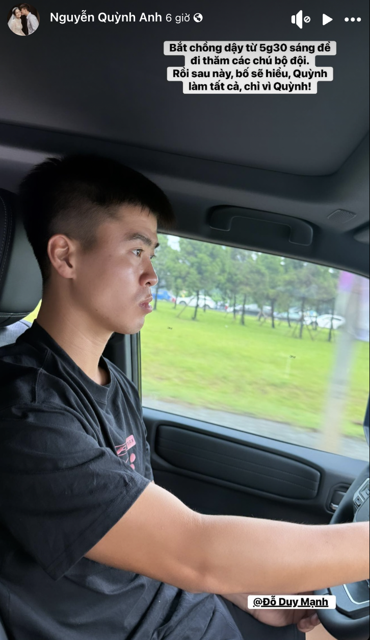 Cực phẩm hội tụ: Khối trưởng điển trai A80 nắm tay người yêu đến chụp ảnh cùng Duy Mạnh - Quỳnh Anh- Ảnh 9. Cực phẩm hội tụ: Khối trưởng điển trai A80 nắm tay người yêu đến chụp ảnh cùng Duy Mạnh - Quỳnh Anh- Ảnh 9.