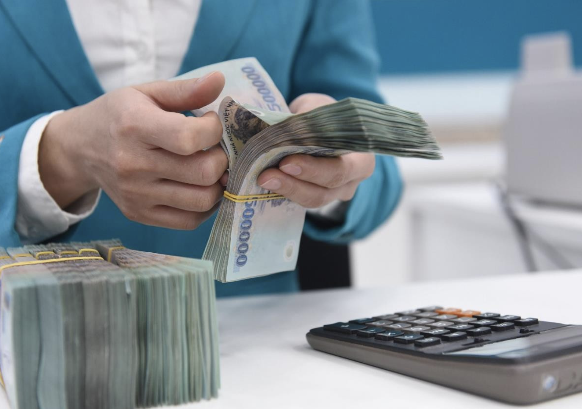 Kho bạc Nhà nước gửi công văn hỏa tốc: Làm việc xuyên lễ, bảo đảm chi trả quà 100.000 đồng trước Quốc khánh 2/9- Ảnh 1.