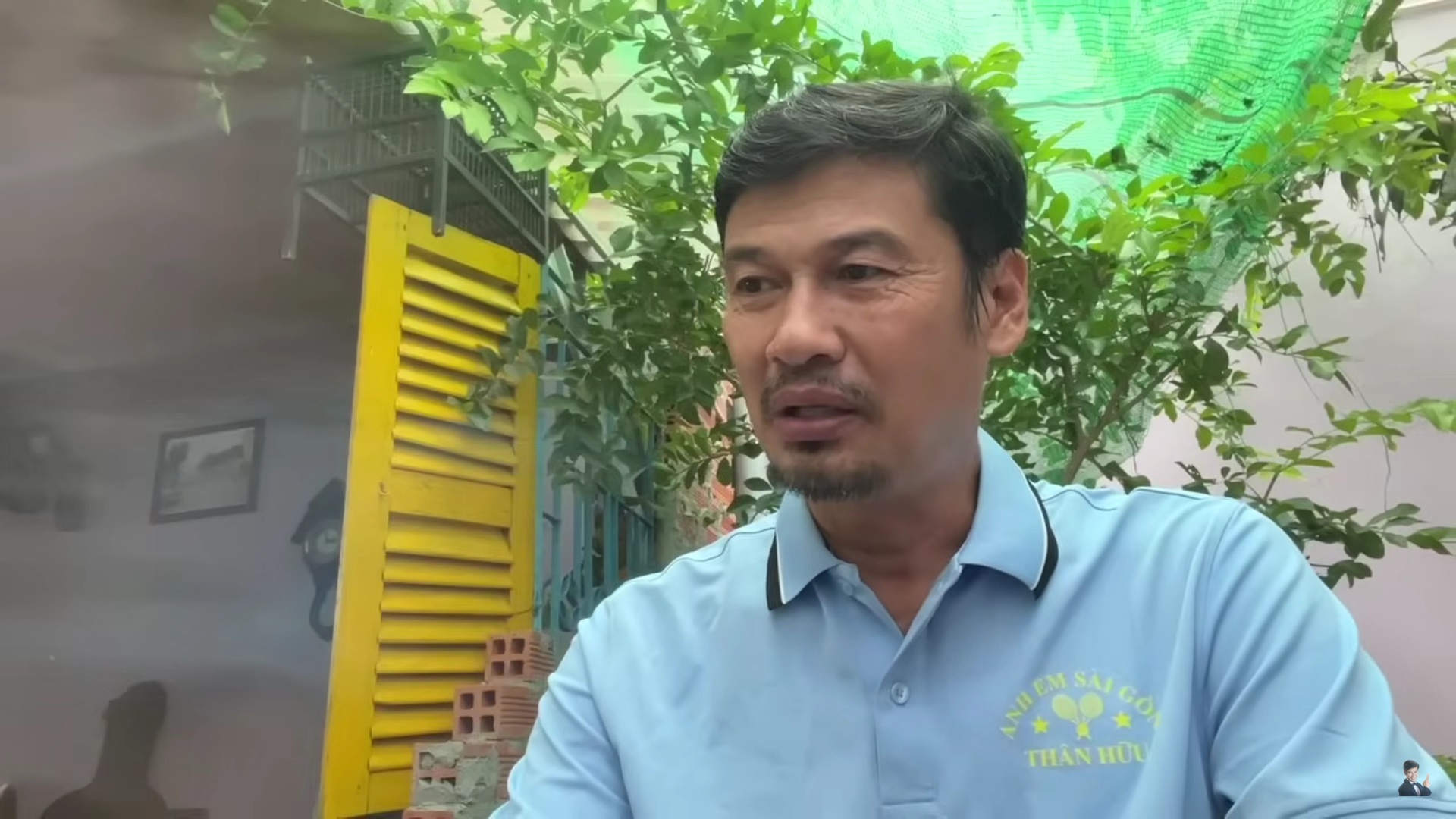 Nam diễn viên mất việc vì sân khấu đóng cửa, gặp trùm Điền Quân và thay đổi cuộc đời- Ảnh 1. Nam diễn viên mất việc vì sân khấu đóng cửa, gặp trùm Điền Quân và thay đổi cuộc đời- Ảnh 1.