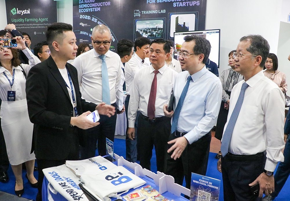 Chuyên gia gợi mở mô hình lý tưởng để Trung tâm tài chính quốc tế đầu tiên của Việt Nam gia tăng nguồn vốn ngoại tệ cho địa phương- Ảnh 3. Chuyên gia gợi mở mô hình lý tưởng để Trung tâm tài chính quốc tế đầu tiên của Việt Nam gia tăng nguồn vốn ngoại tệ cho địa phương- Ảnh 3.